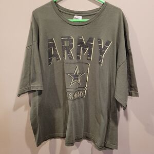 💙$10 if bundled💙 Bayside US Army Green T Shirt Sz 3XL